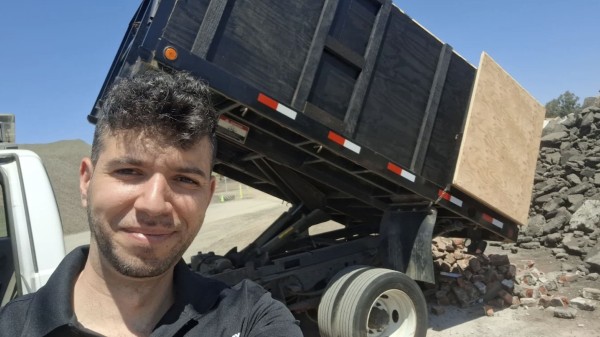 Dumpster Overflow Pickups and Cleanouts in Santa Rosa, CA (1)